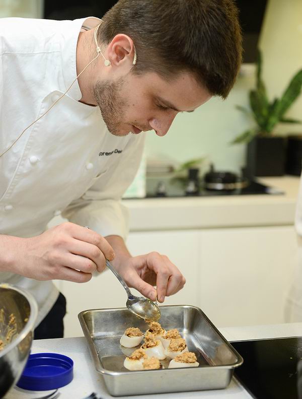 下厨房| 关于花生酱，你还可以尝试一下这些吃法