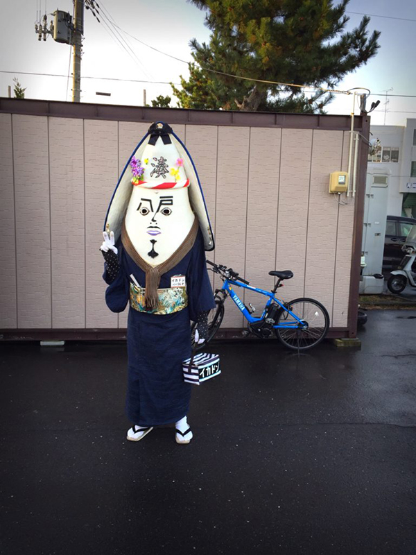 朝市与横丁，在八户吃遍庶民食堂