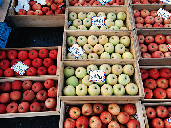 朝市与横丁，在八户吃遍庶民食堂