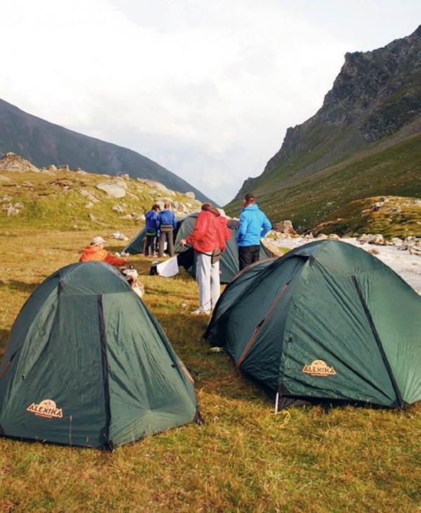 生死攀登：挑战欧洲最高峰厄尔布鲁士山有多难？