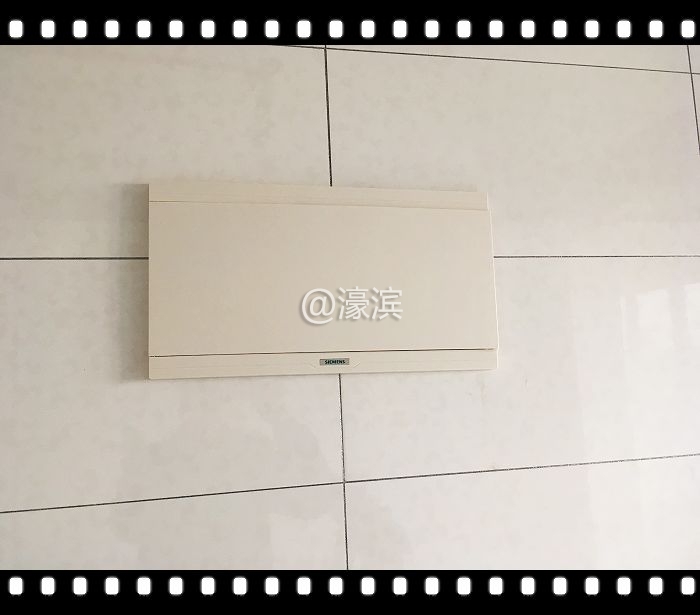 厨房强电箱  (1).jpg