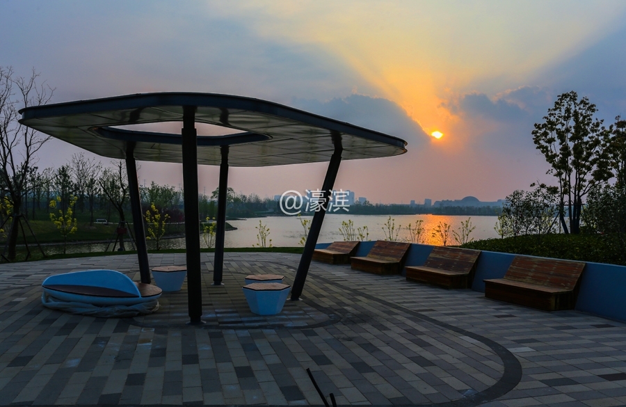 傍晚紫琅湖  风光秀美真养眼 (6).jpg