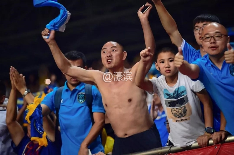 球迷3.jpg