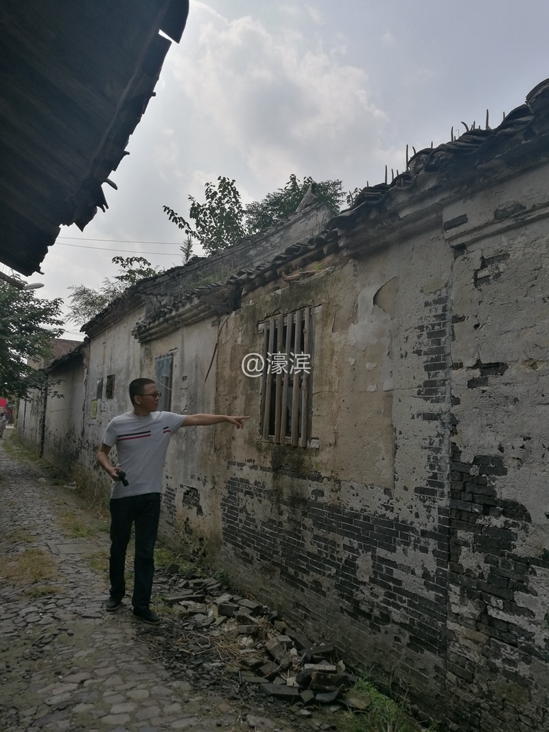 记录者的视角，古镇余西会不会沦为一堆废墟