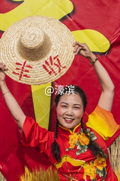 海门丰收节  钱伟章摄  (7).jpg