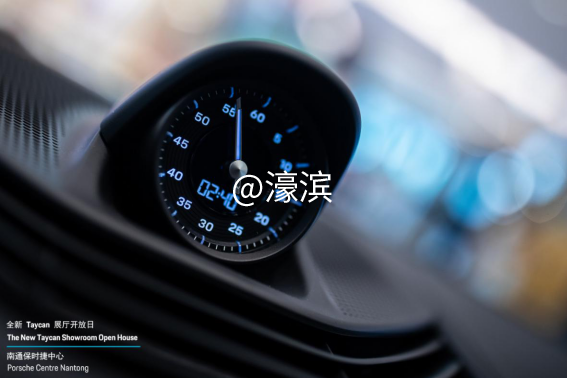 未来已至即刻电驰全新保时捷Taycan Turbo S 及 Taycan Turbo 南通正式上市2356.png