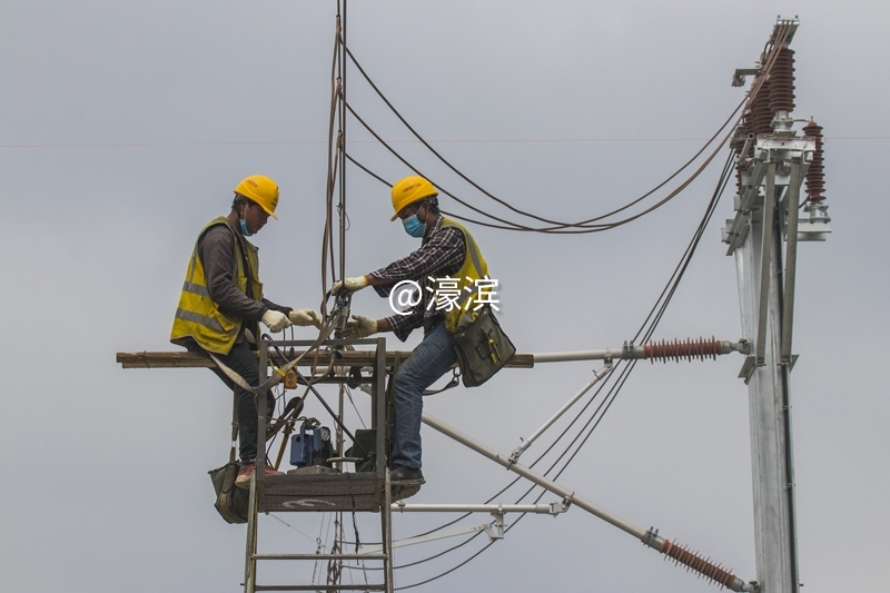 南通高铁动车所建设一片繁忙) (4).jpg