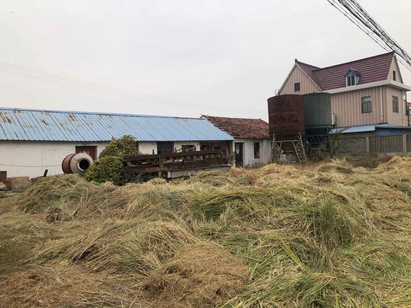 这边地方大先放这里