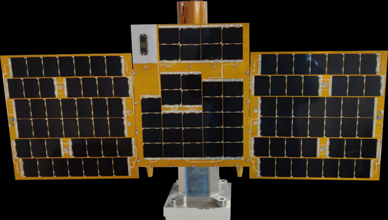 卫星实物图  来源：上海蔚星科技.png