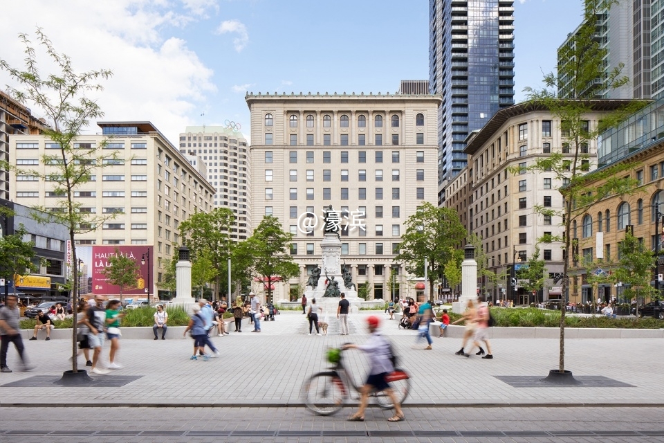 006-Sainte-Catherine-St-West-Transformation-by-Provencher-Roy-960x640.jpg