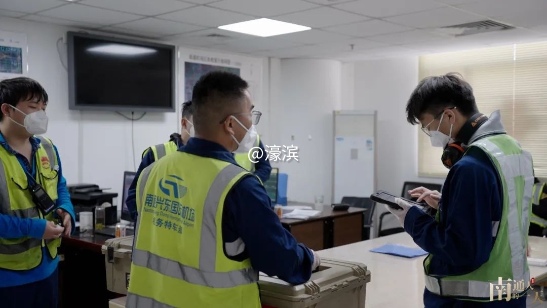 cc4ad8c380cad462f3eb2771c399bfdd.jpg 10.jpg