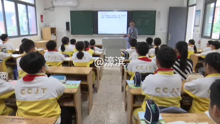 7b0baebc3cea8e6f0b518bd8c5c117a0.png 08e97c0b774e7ea361000303eaec6bf.png