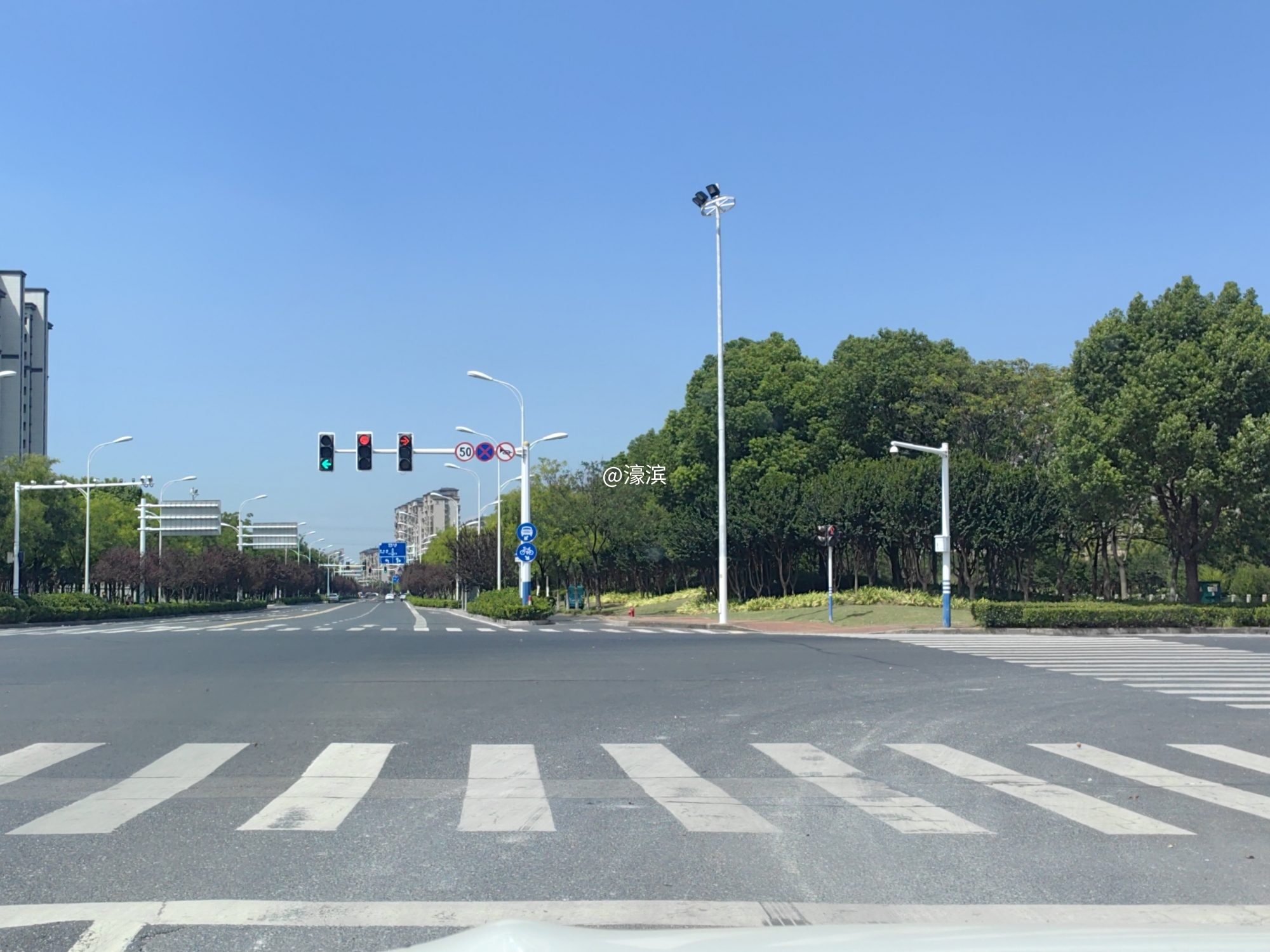 福星路与幸福路交叉口