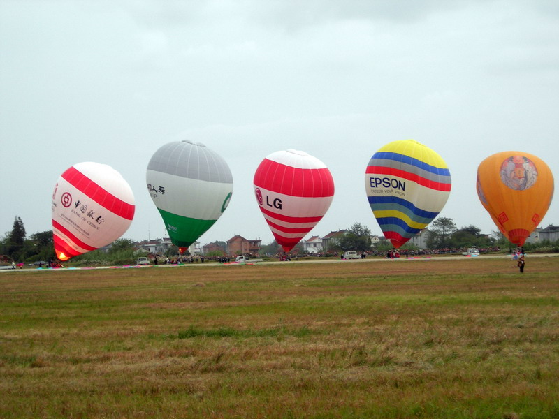 航运花絮，望能抛砖引玉！请专业的摄影爱好者来上传用大炮筒拍的PP
