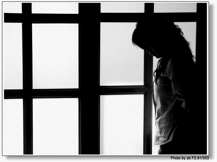 《沉思》——人像习作一幅