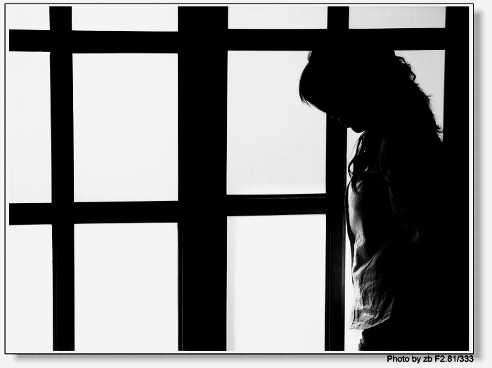 《沉思》——人像习作一幅