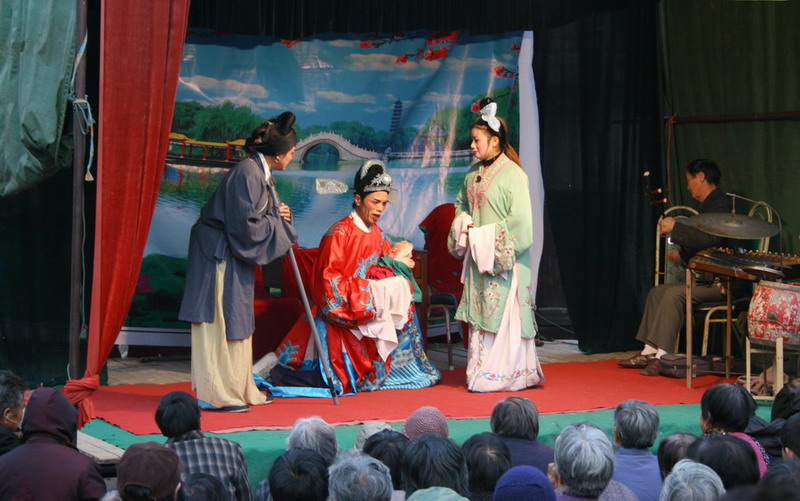 乡村的”社戏“