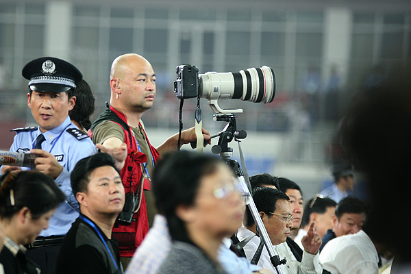 一些表演以外的画面