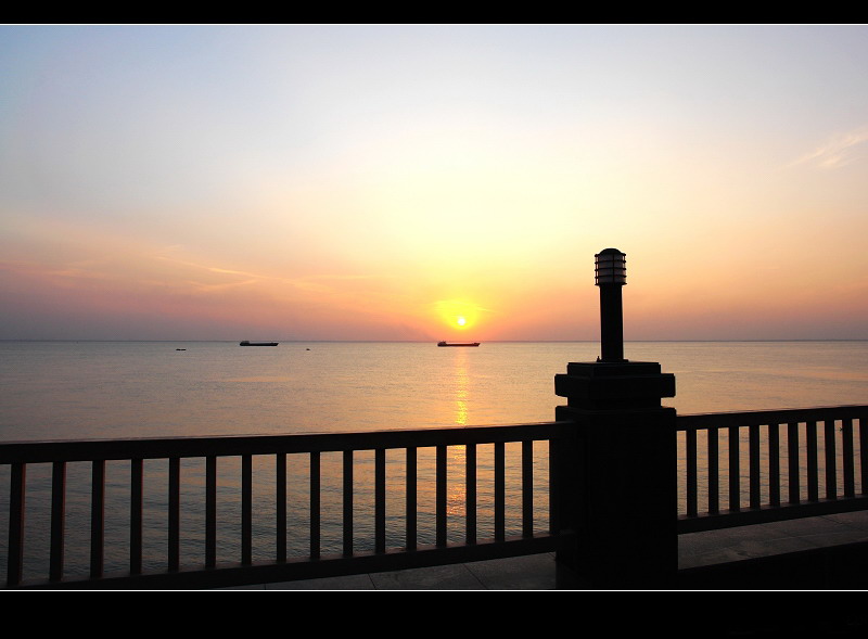 [原创]日落江畔