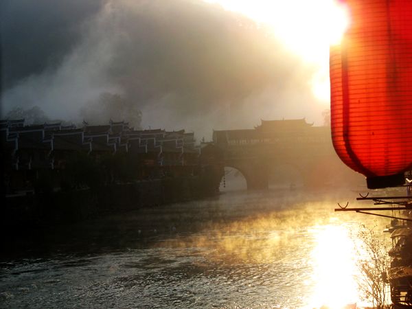 边走边拍之湘西凤凰之洛阳龙门之华山论剑