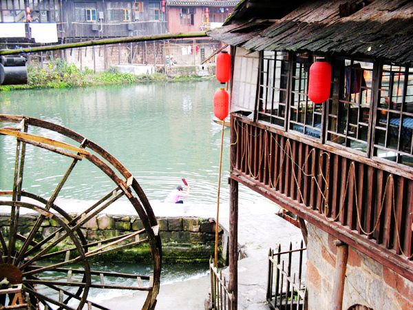 边走边拍之湘西凤凰之洛阳龙门之华山论剑