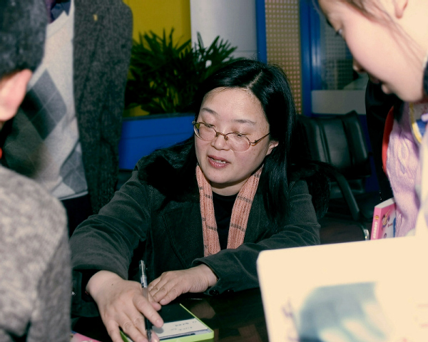 [原创]作家秦文君