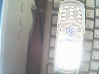 [注意便宜卖拉]要换新手机,把现用的9成新三星E808马来西亚行货卖掉