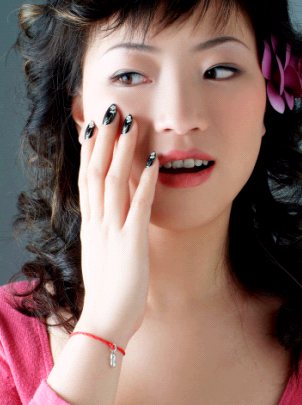 ＣＯＣＯ看看我的头像和签名．．