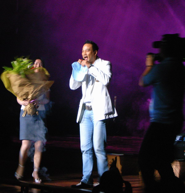 《影视歌明星小聚会——任达华、零点乐队及其他》