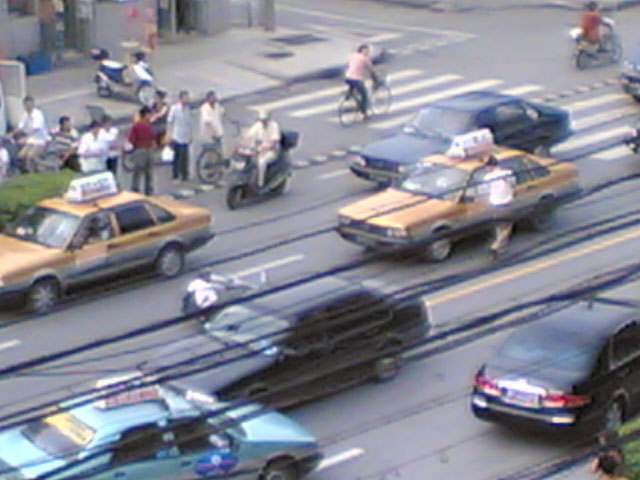 [记录]青年西路上的一起车祸