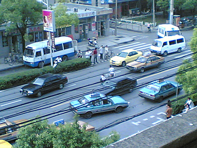 [记录]青年西路上的一起车祸