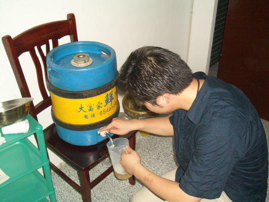 [注意]昨天的聚会很热闹，照片上传中。