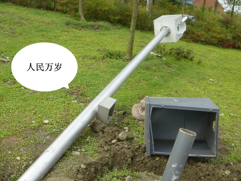 叫你查超速,傻了吧,看看也爽啊!~