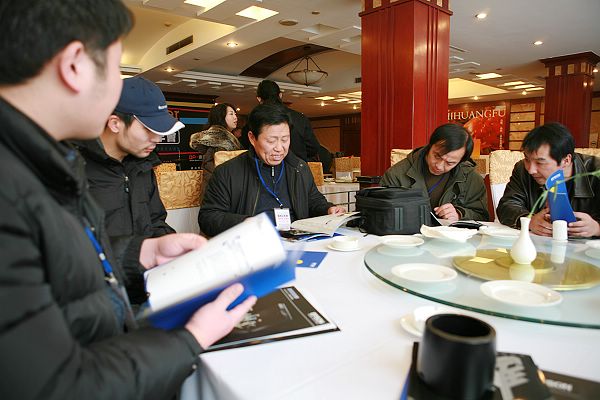 濠滨摄友应邀出席张家港年会纪录