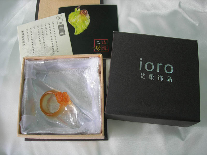 扳指，怀旧与成功的交点