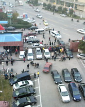 大门被封了,都来看看吧~