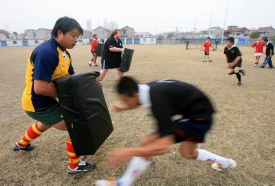 白恩和他的橄榄球队