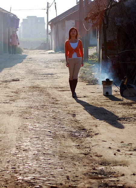 [原创]3月11日外拍活动作品2——爱乐凡人