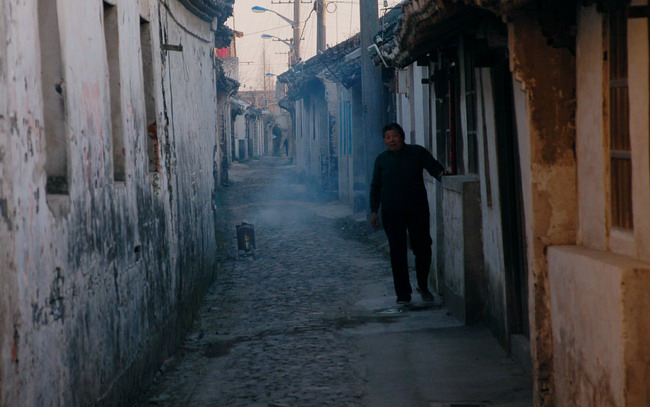 [原创]3月11日外拍活动作品3《朝阳下的古镇》——爱乐凡人