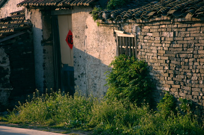 [原创]3月11日外拍活动作品3《朝阳下的古镇》——爱乐凡人