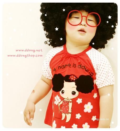 可爱滴韩国小模特　丑丑的美美的