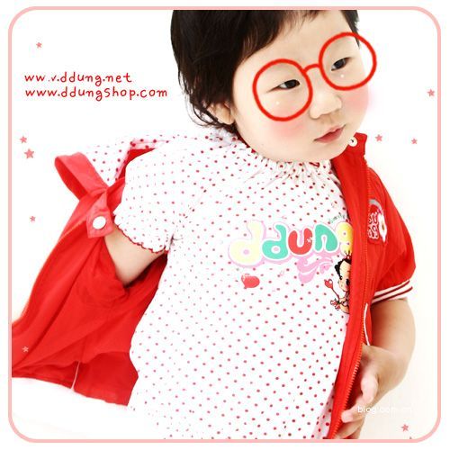 可爱滴韩国小模特　丑丑的美美的