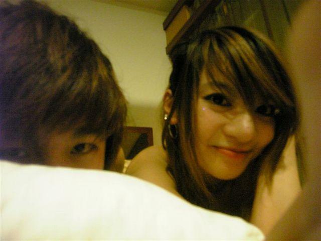 照片中的人是谁?