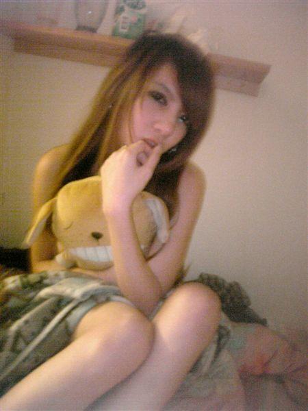 照片中的人是谁?不断更新中...