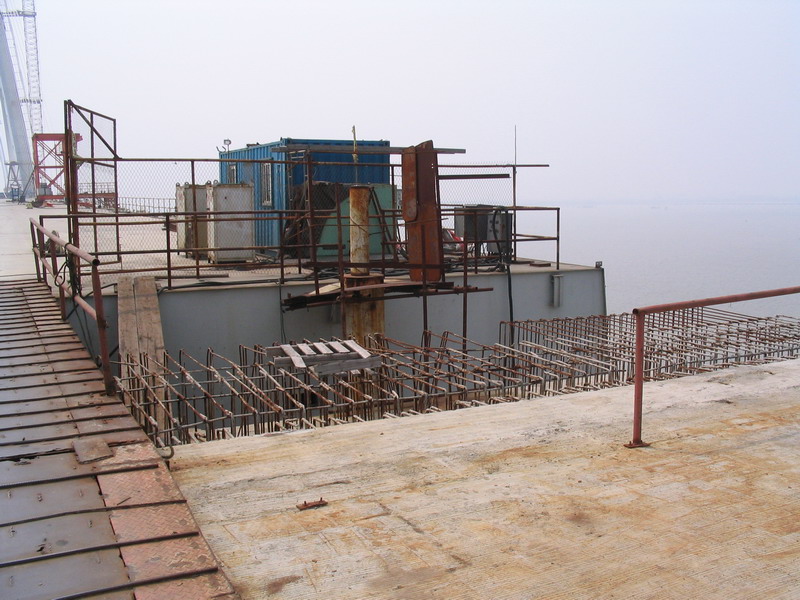 桥面已经快要合龙了