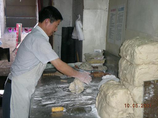 饼香不怕巷子深…………………………