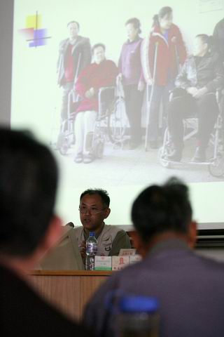 相隔十年，再听谢白老师谈图论影