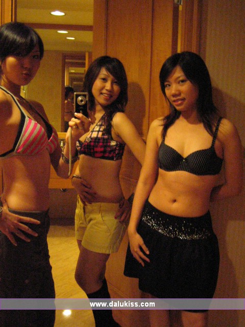 现在的丫头胆子真大$#%#%#^%#^@#