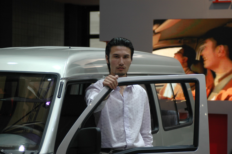 车展男模照片 -----让MM饱饱眼福