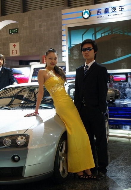 老赞滴-----男模......